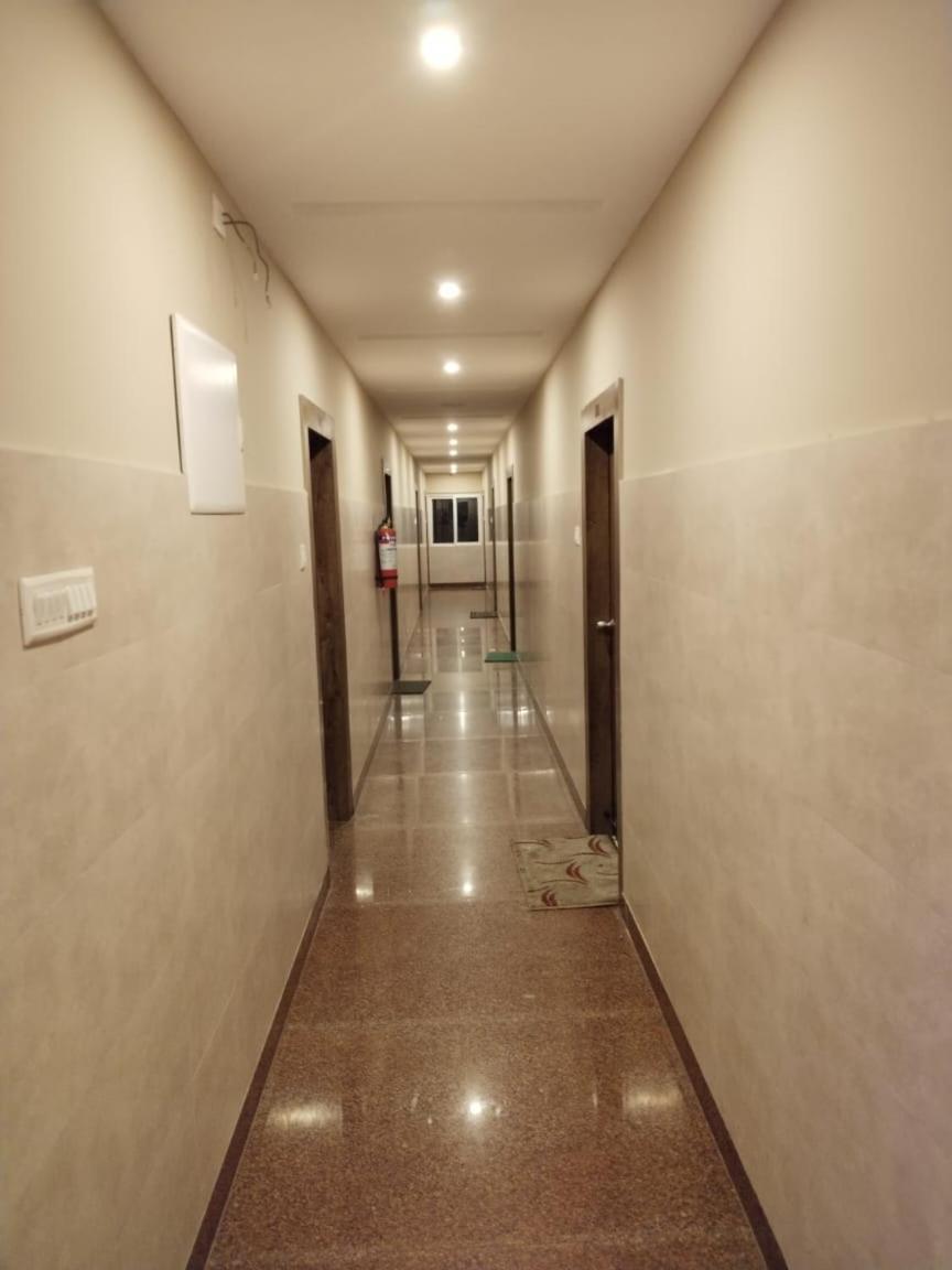 Hotel Greenland Luxury Puri Dış mekan fotoğraf