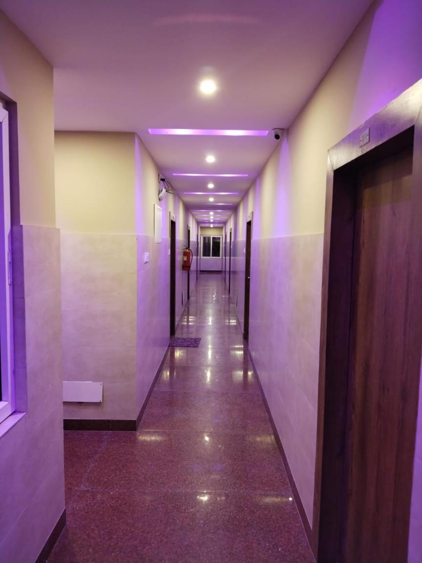 Hotel Greenland Luxury Puri Dış mekan fotoğraf