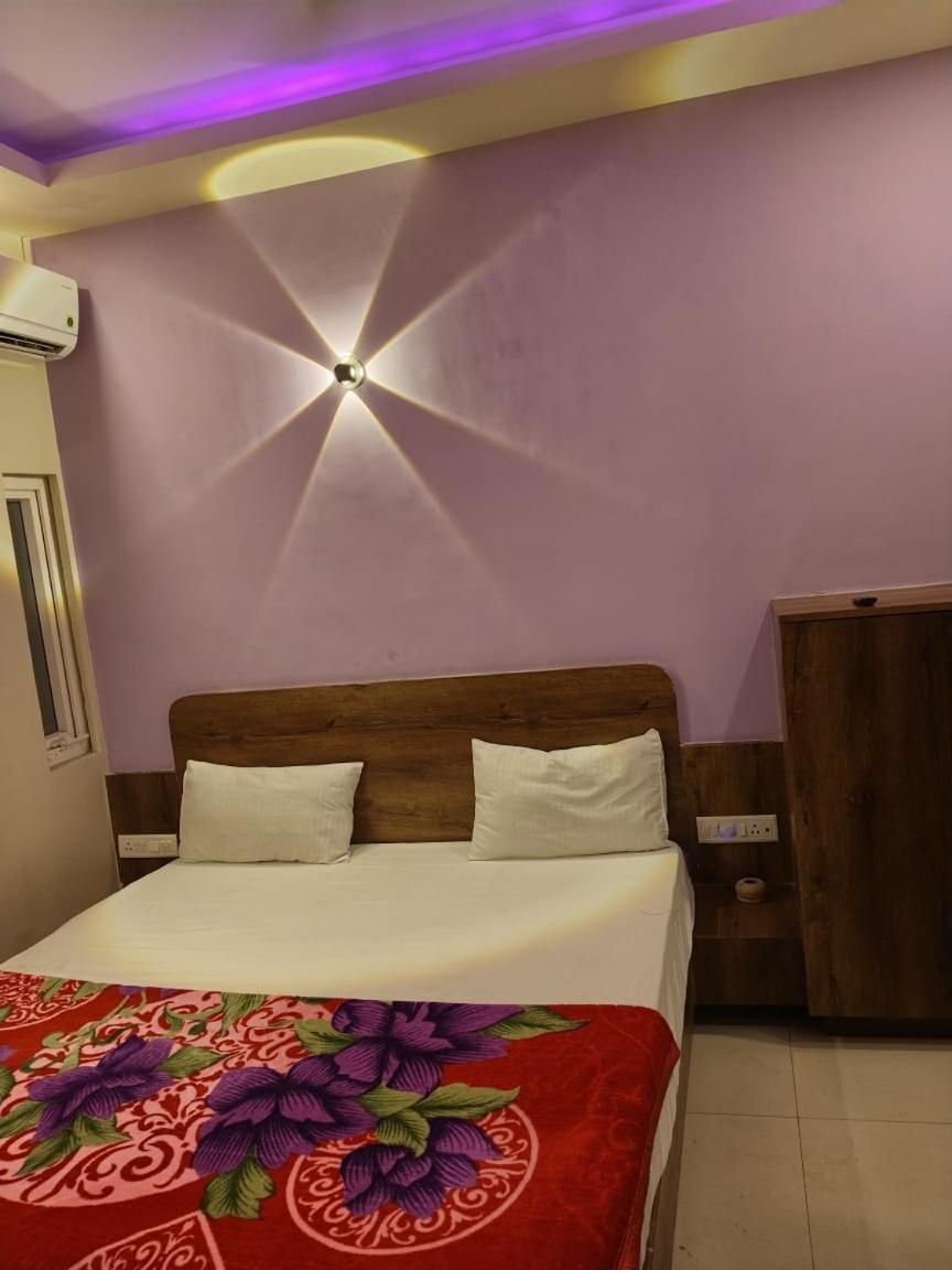 Hotel Greenland Luxury Puri Dış mekan fotoğraf