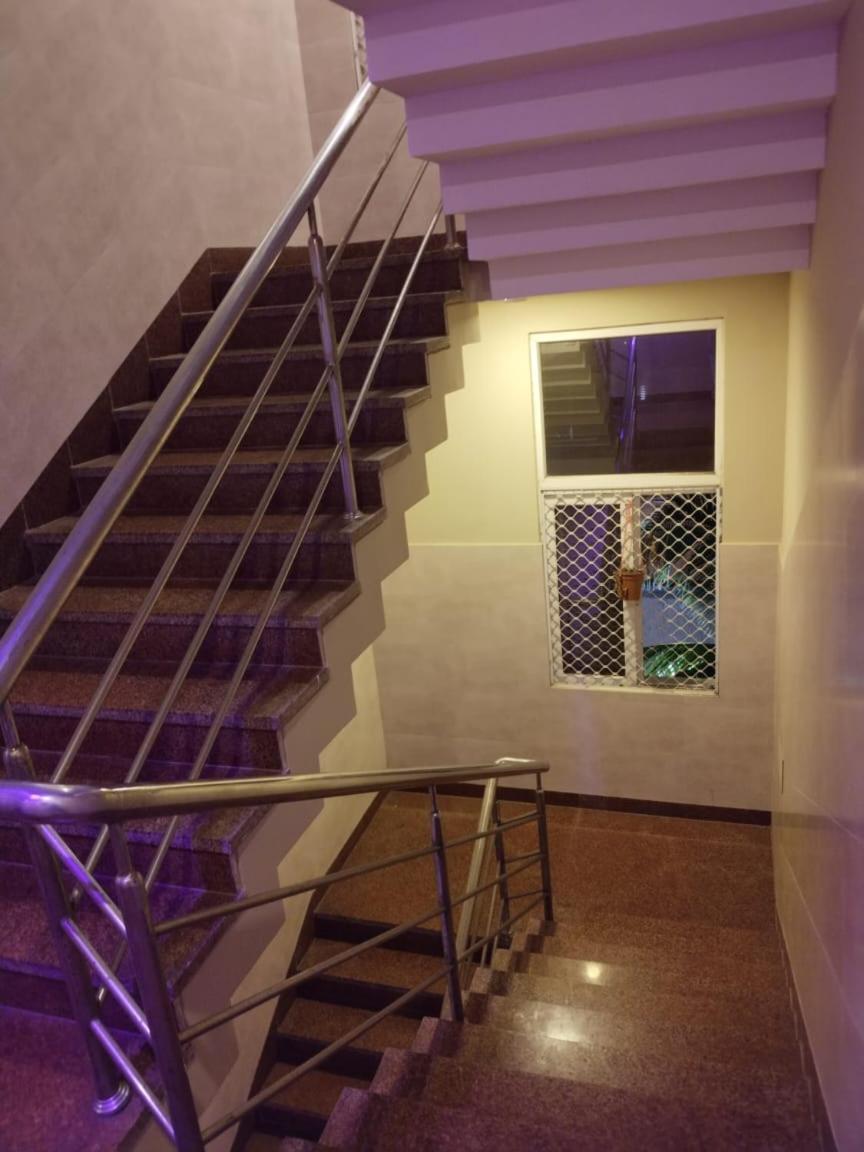 Hotel Greenland Luxury Puri Dış mekan fotoğraf